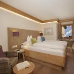 Hotel Burgwald 4*