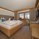 Burgwald Lech am Arlberg