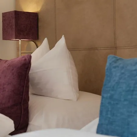 Burgwald - In & Out Hotel 4*